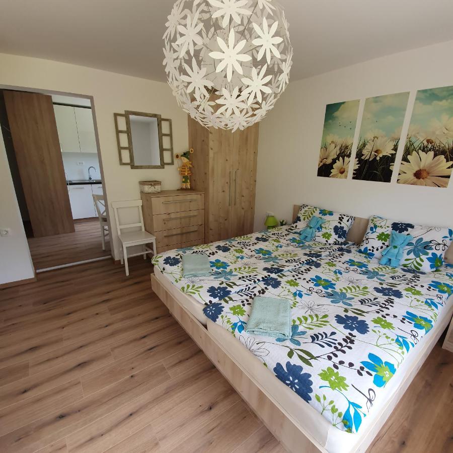 Apartma Rozle Мойстрана Екстер'єр фото