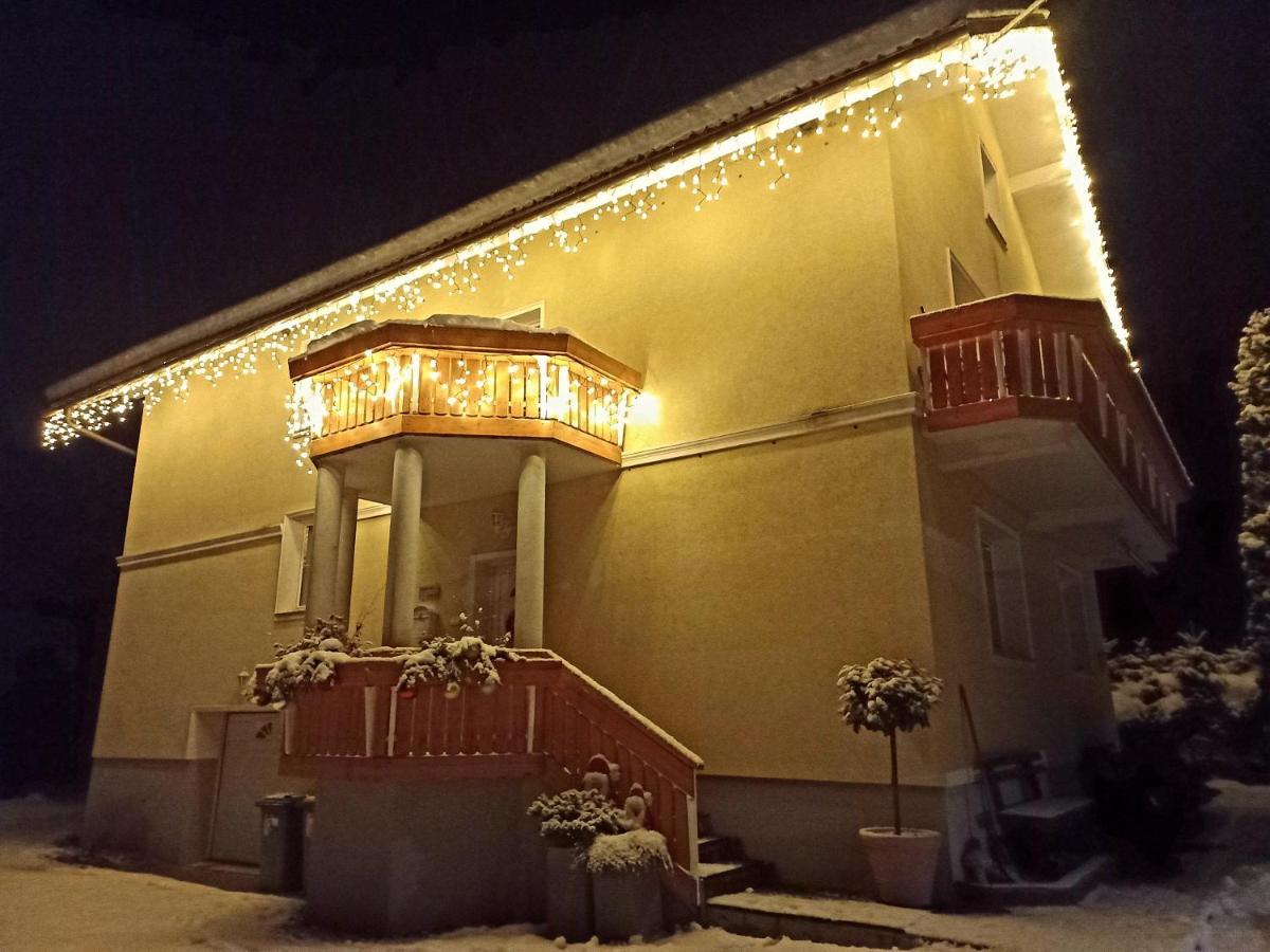 Apartma Rozle Мойстрана Екстер'єр фото